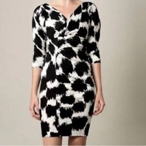 DIANE VON FURSTENBERG black and white pattern silk dress